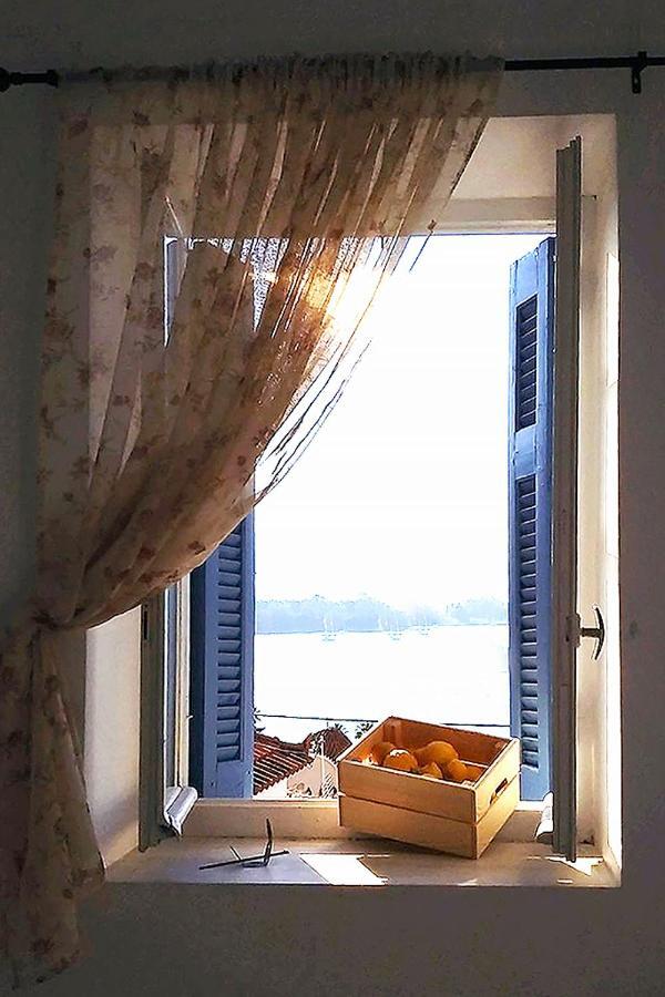 Ariadne,Traditional Apartment In Centre Of Poros Poros Town Екстериор снимка