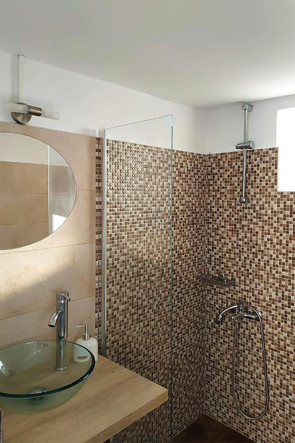 Ariadne,Traditional Apartment In Centre Of Poros Poros Town Екстериор снимка
